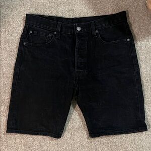 Levi's Men's Dark Denim Shorts Style 501